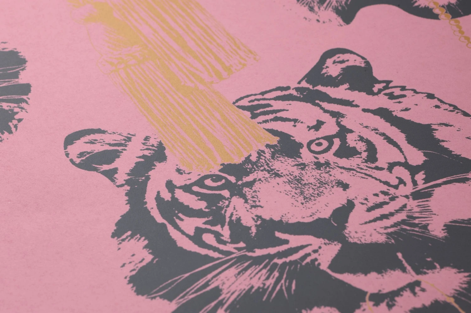 Tapete Coco Tiger Hellrosa 5 Tapete Coco Tiger Hellrosa - Image 3