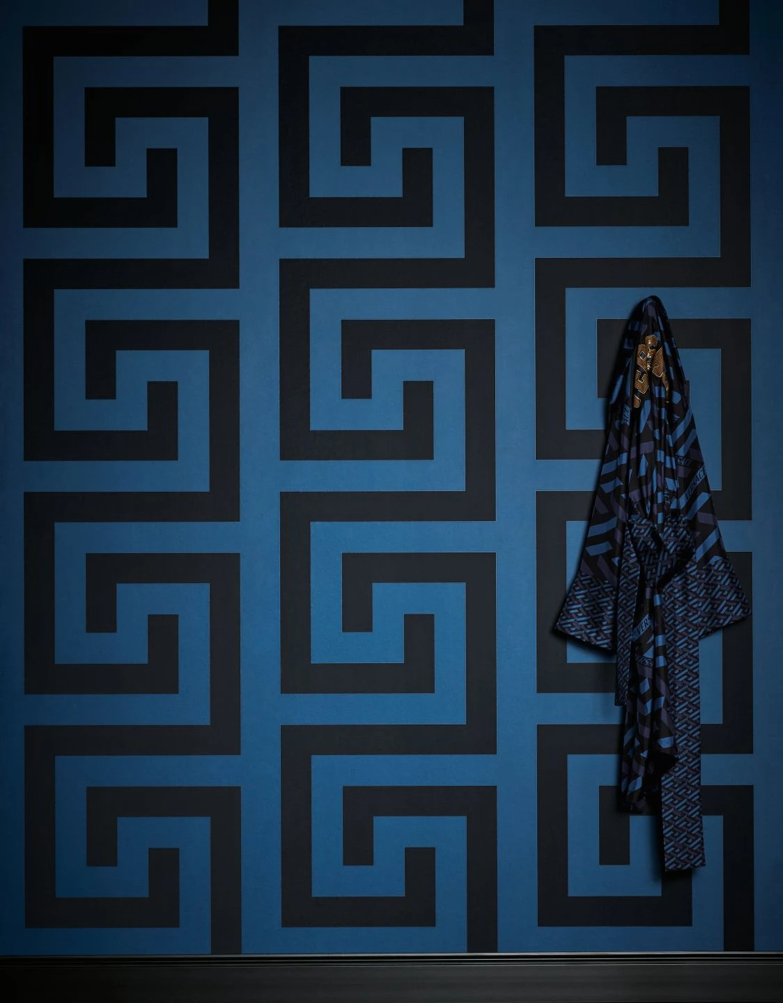 Versace Tapete Solea Blau 7 Versace Tapete Solea Blau - Image 5